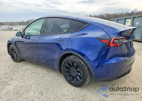2021 Tesla Model Y z USA, uszkodzony, nr VIN 5YJYGDEE0MF139921